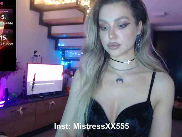 MistressX555 webcam