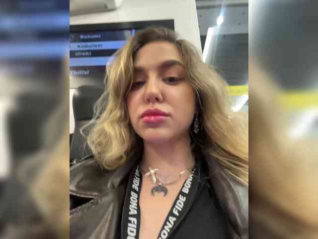 MistressX555 webcam