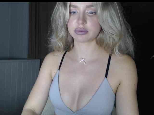 MistressX555 webcam