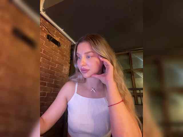 MistressX555 webcam