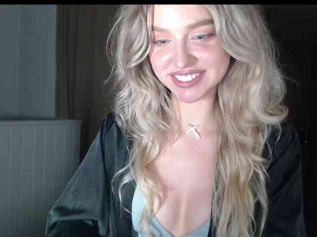 MistressX555 webcam