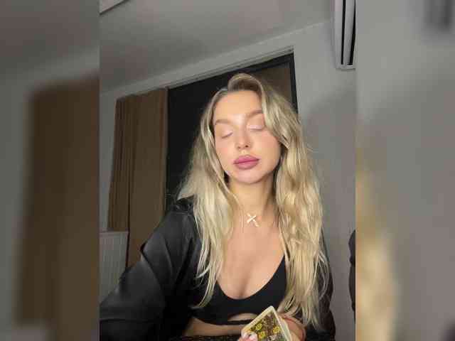 MistressX555 webcam