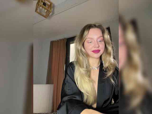 MistressX555 webcam