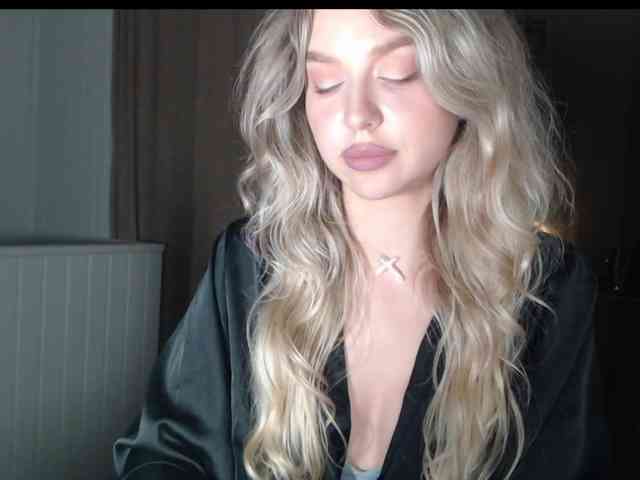 MistressX555 webcam