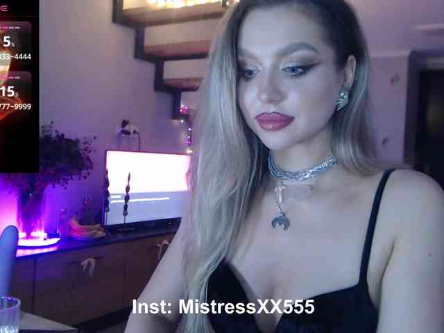 MistressX555 webcam