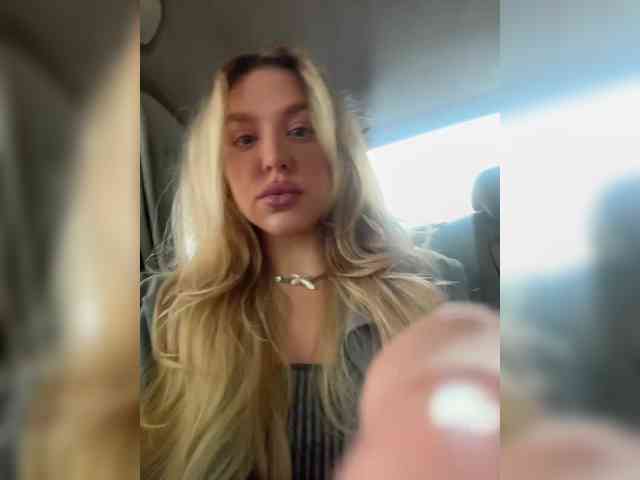 MistressX555 webcam