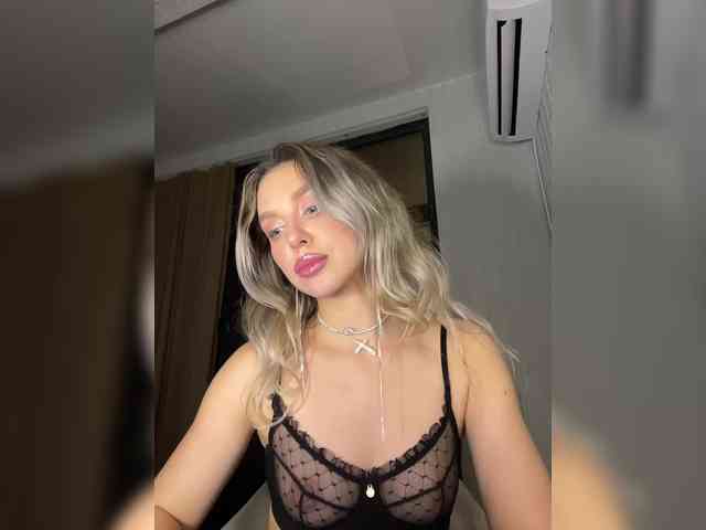 MistressX555 webcam