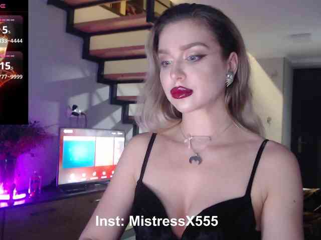 MistressX555 webcam