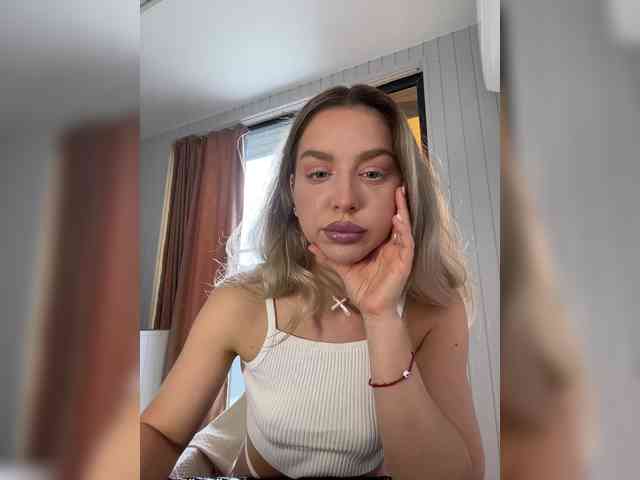 MistressX555 webcam