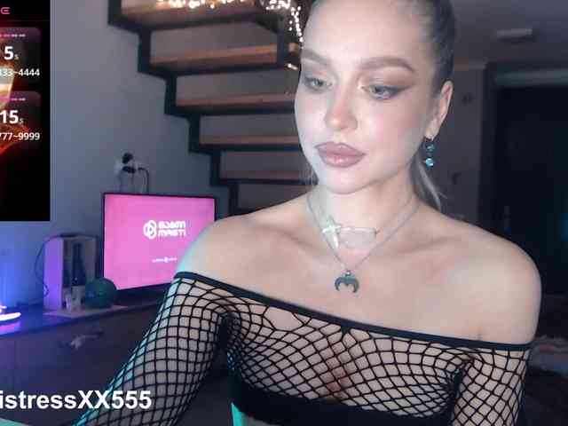 MistressX555 webcam