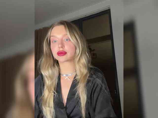 MistressX555 webcam