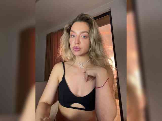 MistressX555 webcam