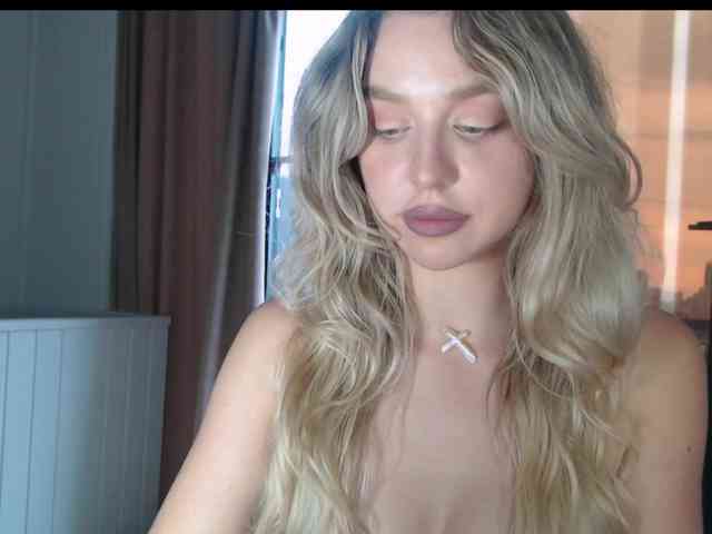 MistressX555 webcam