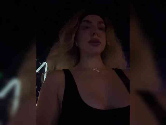MistressX555 webcam