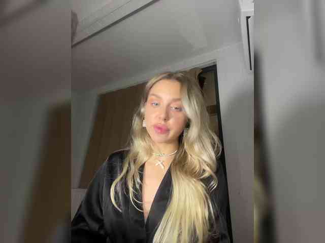 MistressX555 webcam