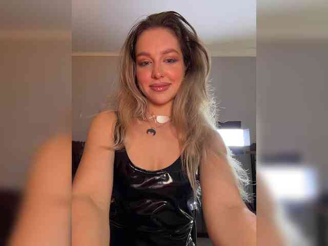 MistressX555 webcam