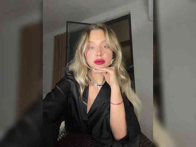MistressX555 webcam