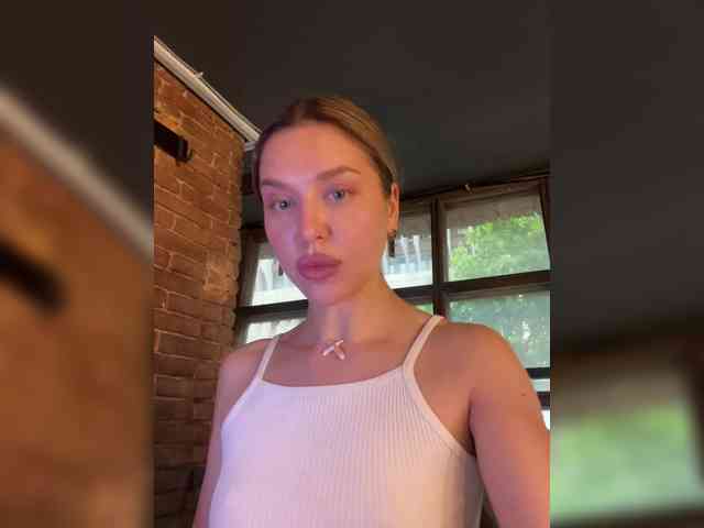 MistressX555 webcam
