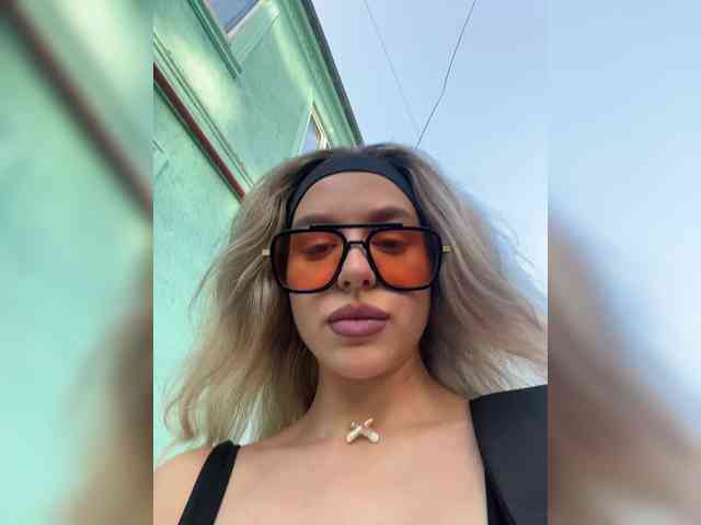 MistressX555