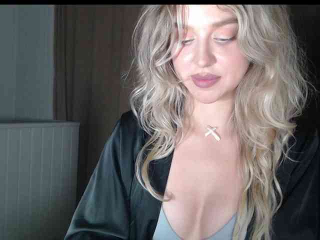 MistressX555 webcam
