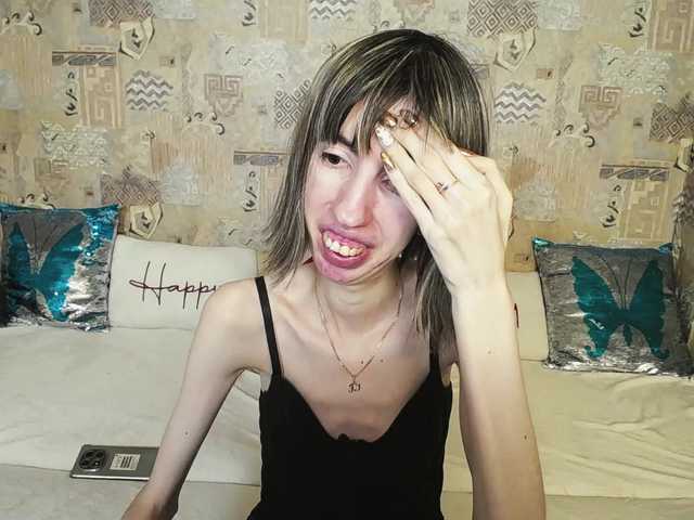 Unusual-G's BongaCams show and profile