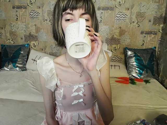 Unusual-G's BongaCams show and profile