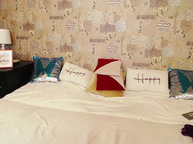 Unusual-G's BongaCams show and profile