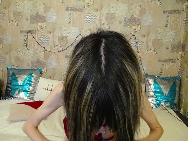 Unusual-G's BongaCams show and profile