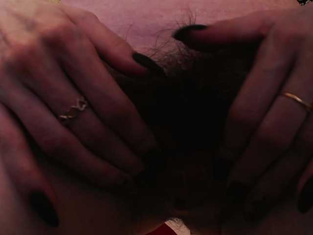 Unusual-G's BongaCams show and profile