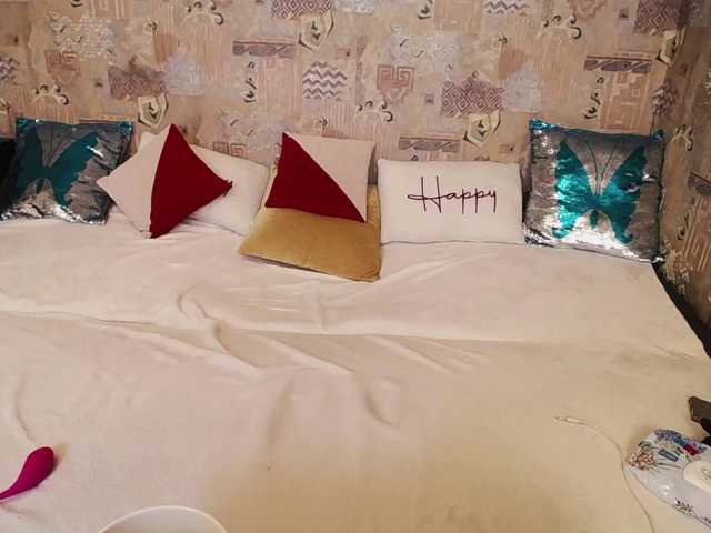 Unusual-G's BongaCams show and profile