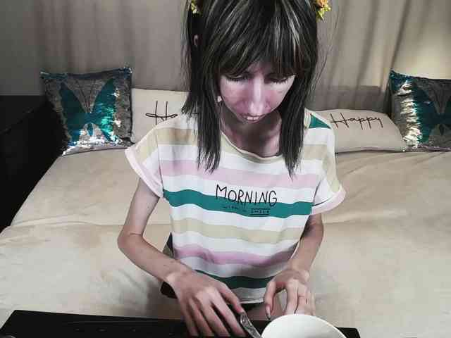 Unusual-G webcam