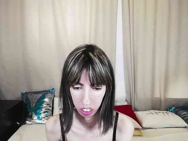 Unusual-G webcam