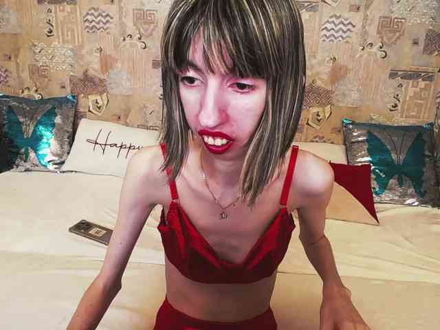 Unusual-G Live Webcam on BongaCams