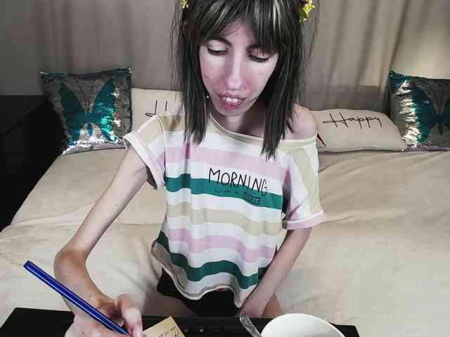 Unusual-G webcam