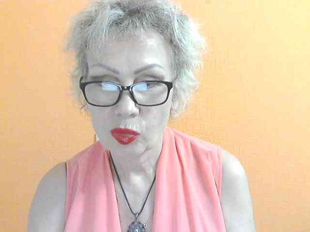 NessyJenixs webcam