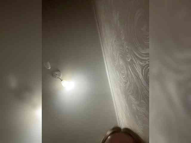 ElleTessa webcam