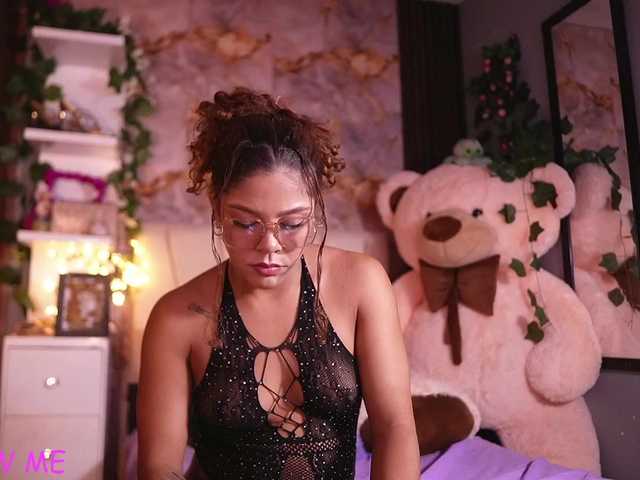 hannachris's BongaCams show and profile