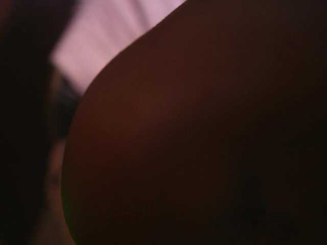 hannachris's BongaCams show and profile