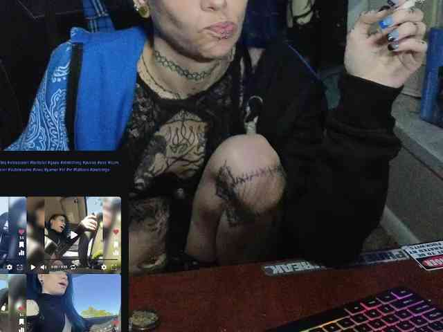 ToxicDoll webcam