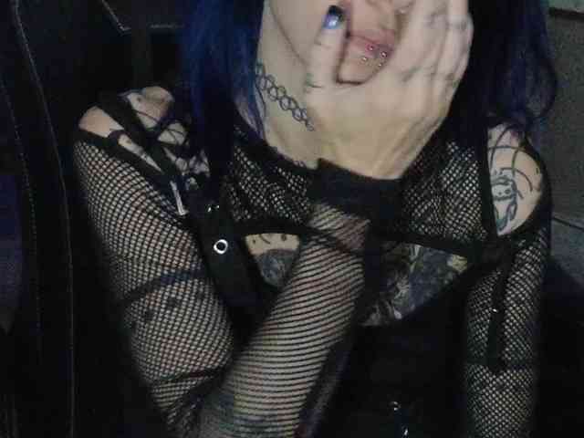 ToxicDoll webcam