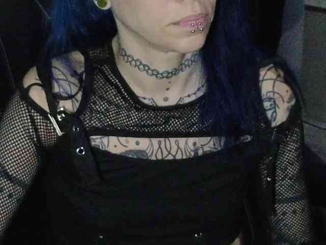 ToxicDoll webcam