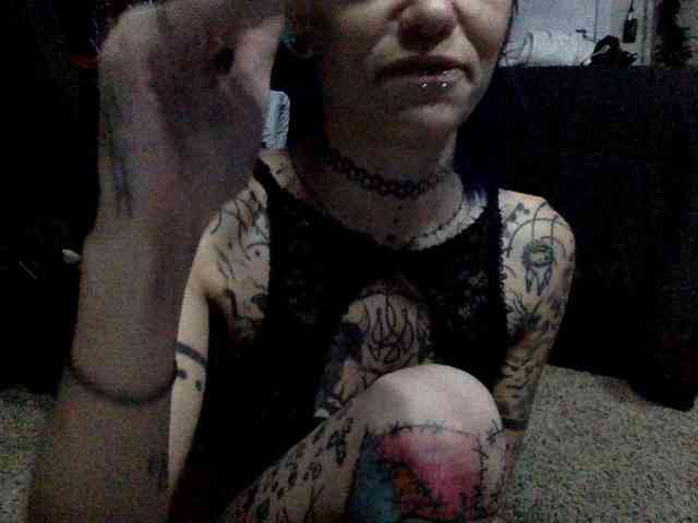 ToxicDoll webcam