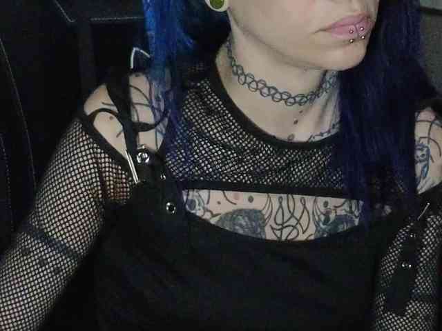 ToxicDoll webcam