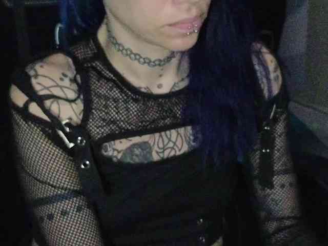 ToxicDoll webcam