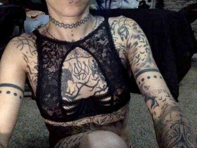 ToxicDoll webcam