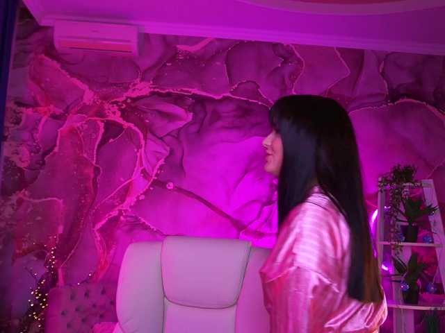 Milashaaaa's BongaCams show and profile