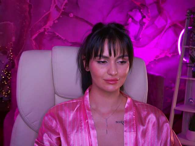 Milashaaaa's BongaCams show and profile