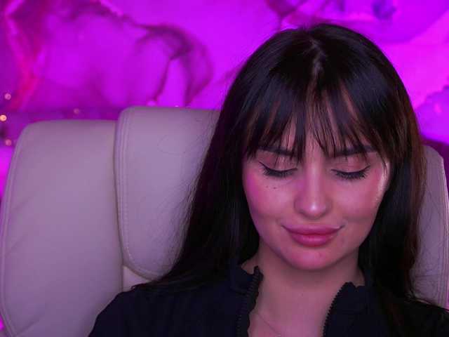 Milashaaaa's BongaCams show and profile