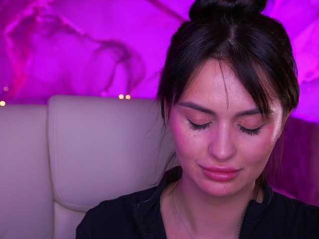 Milashaaaa's BongaCams show and profile