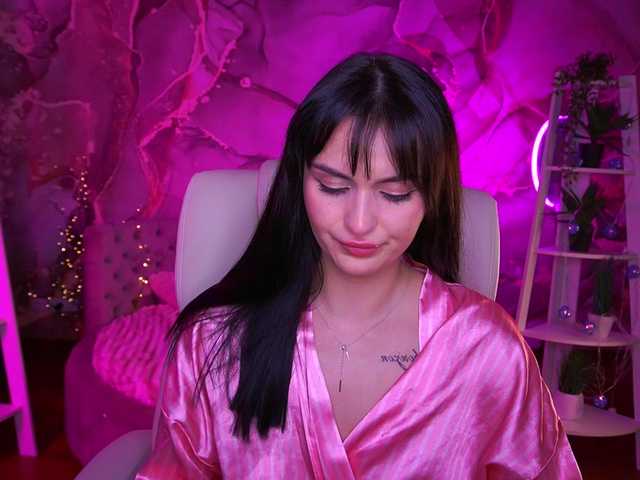 Milashaaaa's BongaCams show and profile